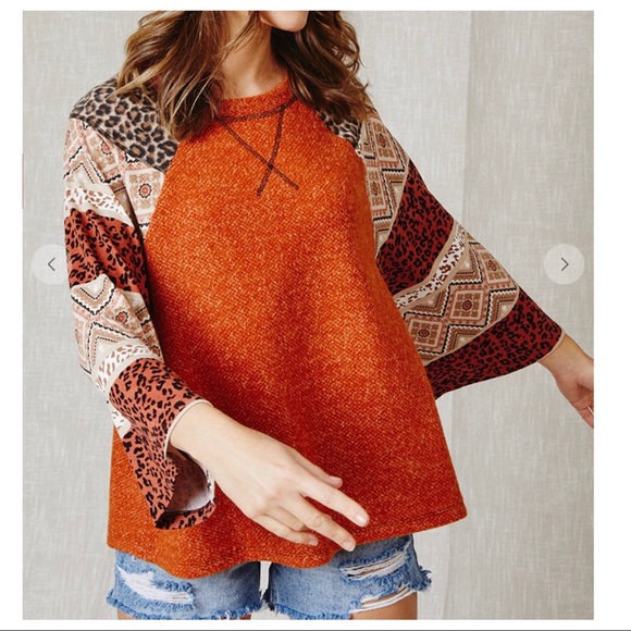 ✨LAST 1✨Leopard and Aztec print contrast tunic top - Picture 5 of 5